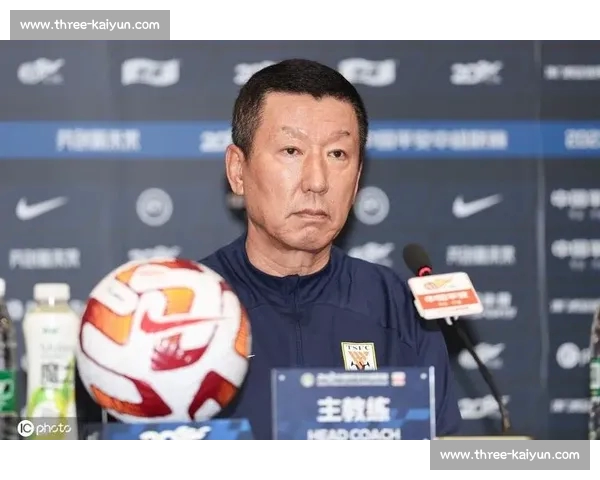 崔康熙与泰山队十字路口:何去何从? 崔康熙与泰山队十字路口:何去何从?