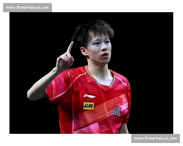 林高远与时尚才女合影引热议 工作室澄清：仅是跨界合作