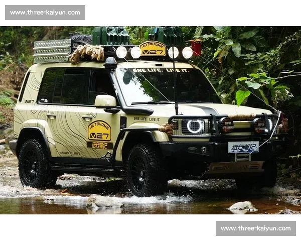 龙游魔鬼赛道突发坠崖事故，车手生死未卜