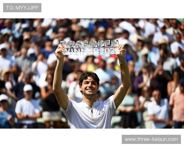 弗里茨直落两盘横扫阿利亚西姆,强势晋级斯图加特大师赛决赛 弗里茨直落两盘横扫阿利亚西姆,强势晋级斯图加特大师赛决赛